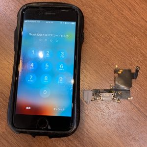 接触不良の起きているコネクターを交換したiPhone6s