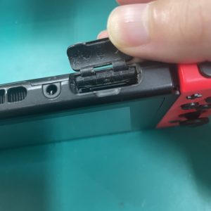 switch　ゲームカードスロット