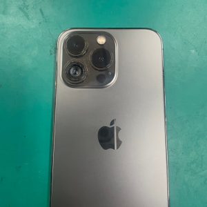 iPhone13pro　カメラレンズ交換