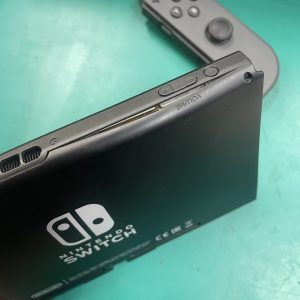 switch　バッテリー交換修理