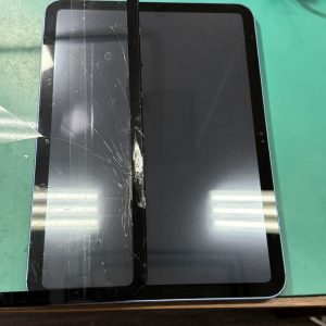iPad第10世代　ガラス割れ修理