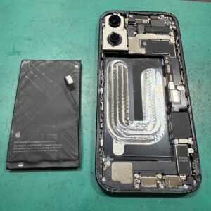 iPhone16 バッテリー交換